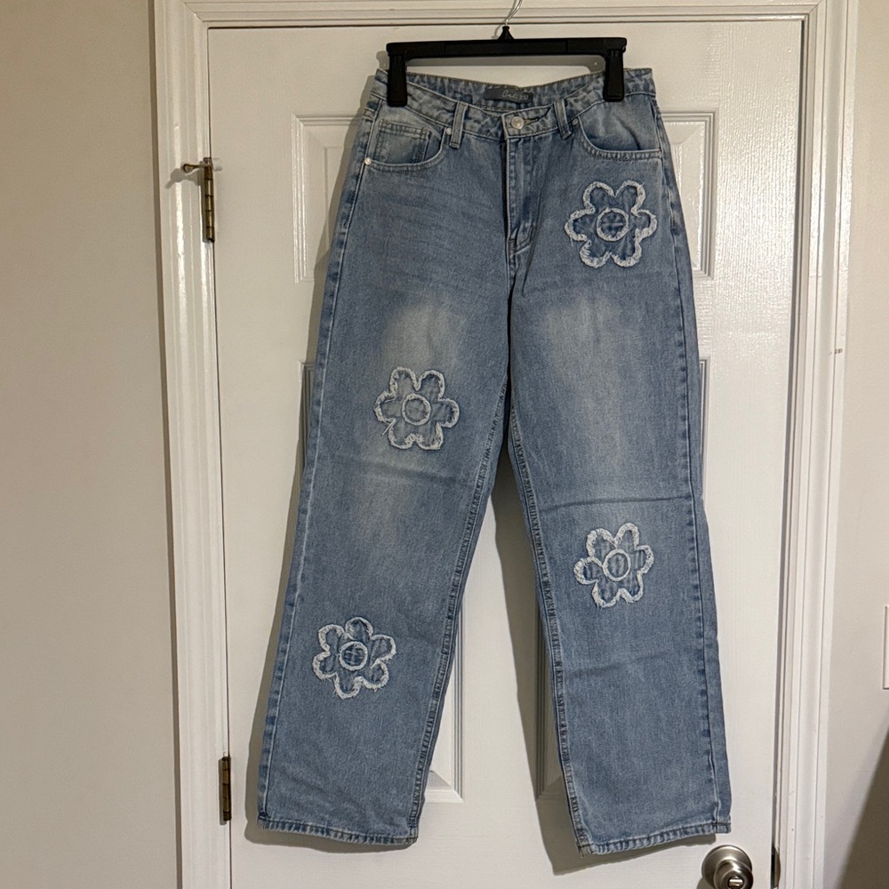 Floral Embroidered Women's Jeans